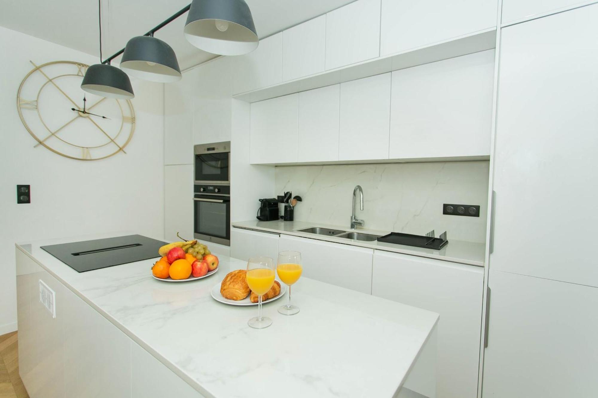 Bnbnova - Haussmann - 2br Near Champs-elysees Apartment Paris